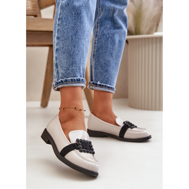 Lakierowane mokasyny z ozdobą Vinceza Grey szare 1