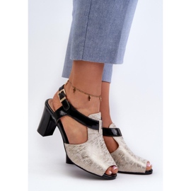 Sandały Model Queenmarie ASA228-3 Gold/Black - Step in style żółte 1