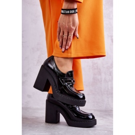 Półbuty Model Jaime 20116 Black Lakier - Step in style czarne 1