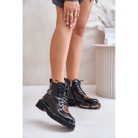 Trapery Model Artiker 55C0517 Black - Step in style czarne 1