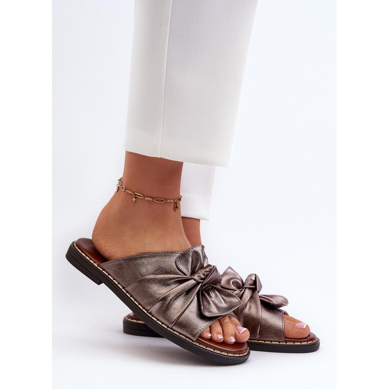 Sandał Klapki Model Nelvira RMR2266-8 Miedź - Step in style brązowe 1