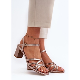 Sandały Model Sergio Leone SK065 Gold - Step in style żółte 1