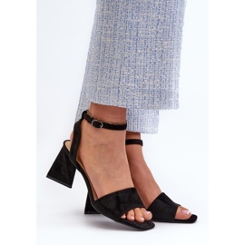 Sandały Model Upttima 17328 Black - Step in style czarne 1