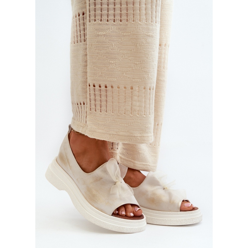 Sandały Model Zazoo 2939 Gold Przecierany - Step in style białe 1