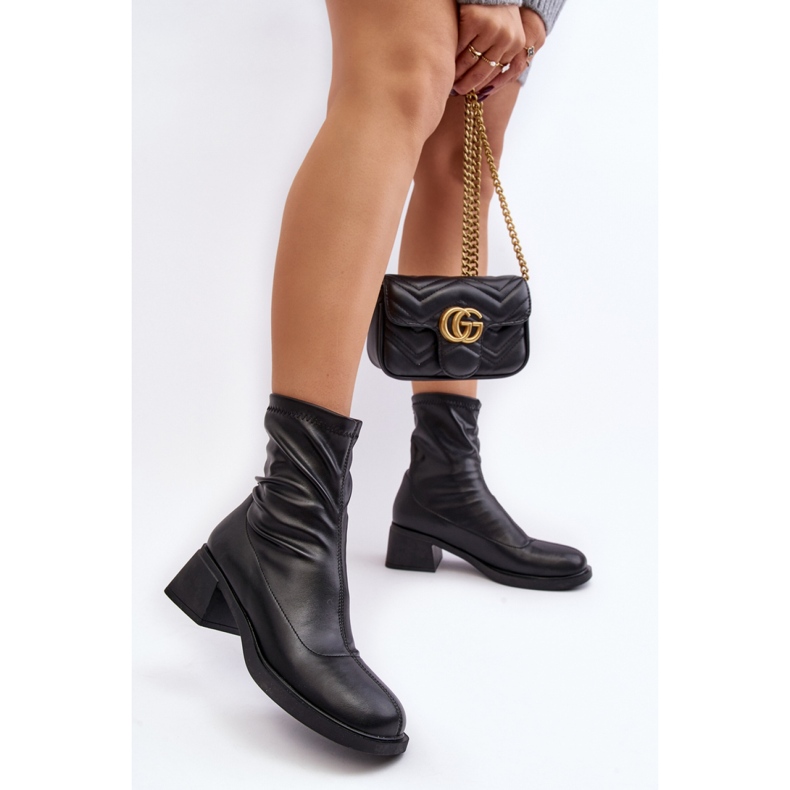 Botki Model Aphroteia 23BT35-6449 Black Skóra - Step in style czarne 1