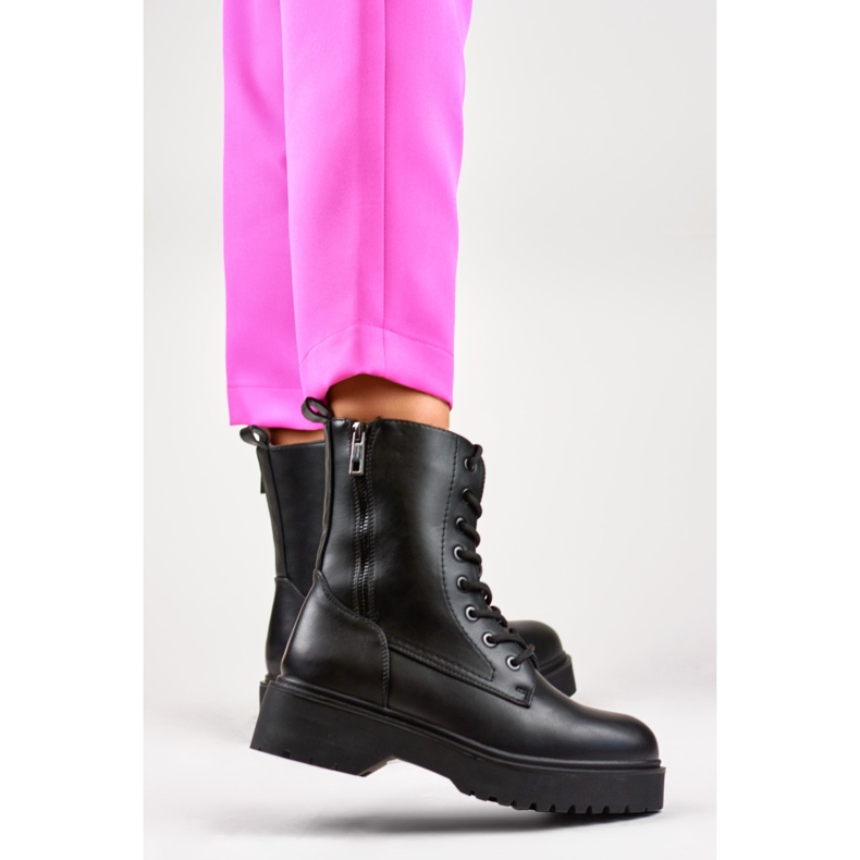 Workery Model YY27Y-B Black czarne 1