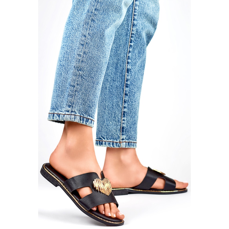 Klapki damskie z Sercem KK-731B czarne 1