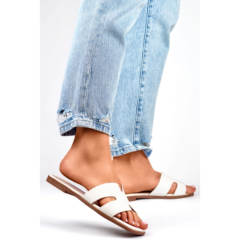 Sandał Klapki Model MTBL06W White białe 1