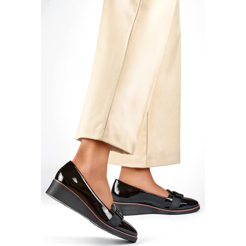 Czółenka na Koturnie 24-10446B czarne 1