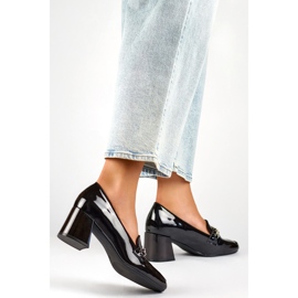 Czółenka Damskie Lakierowane 24-58242B czarne 1