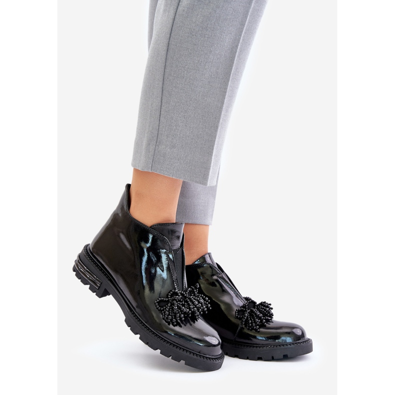 S.Barski Skórzane Lakierowane Botki Z Ozdobą Ocieplane D&A LZ42-036 Czarne 1