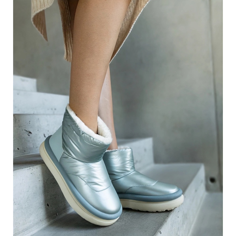 Jasnozielone ciepłe śniegowce na platformie Cores 2