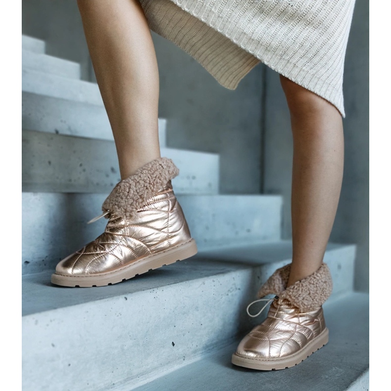 Złote ocieplane śniegowce ze ściągaczem Caellita złoty 1