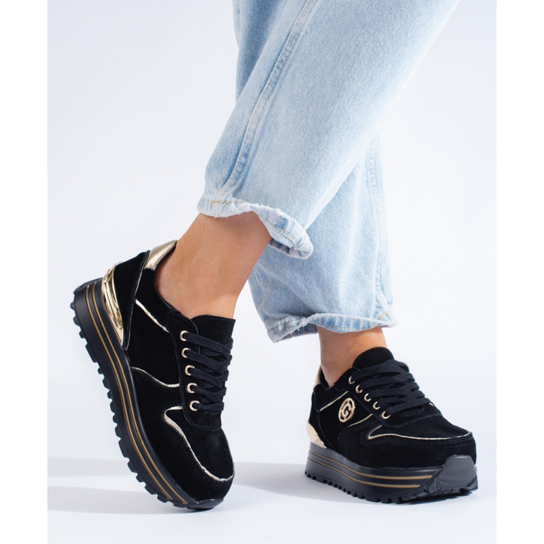 Czarne sneakersy damskie na platformie 1