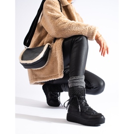 Śniegowce damskie na platformie czarne 1