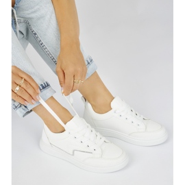 Białe trampki damskie 1