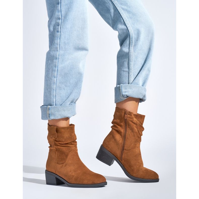 Brązowe botki kowbojki damskie 1