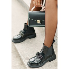 Skórzane Lakierowane Botki Z Ozdobą Wsuwane Ocieplane Czarne Solimav 2