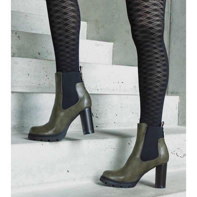 Zielone wsuwane botki na słupku z eko-skóry Motena 1