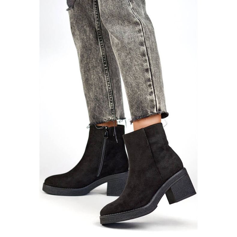 Botki damskie klasyczne na obcasie zamszowe czarne MS1508B 2