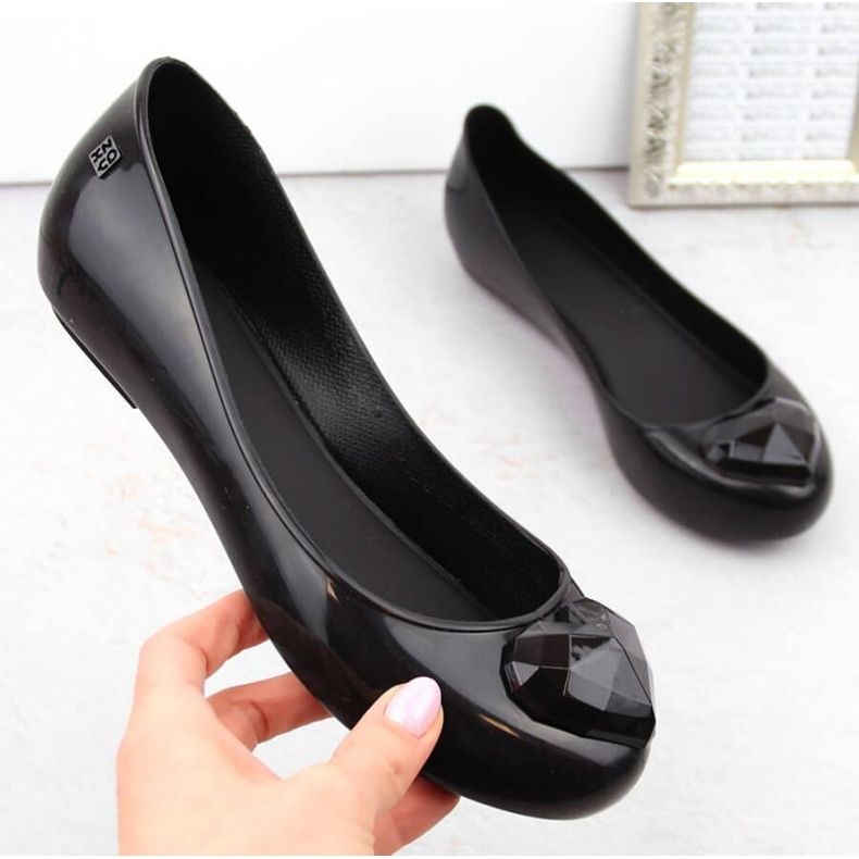 Komfortowe baleriny pachnące Zaxy W INT2007B czarne 2