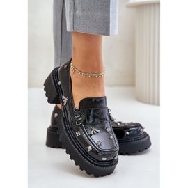 Półbuty Model Da MR880-103 Black Lakier czarne 1