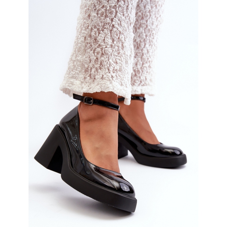 Czółenka Model M383 Black czarne 2