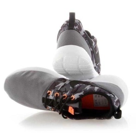 Buty Nike Roshe One Print Jr 677782-004 białe 9