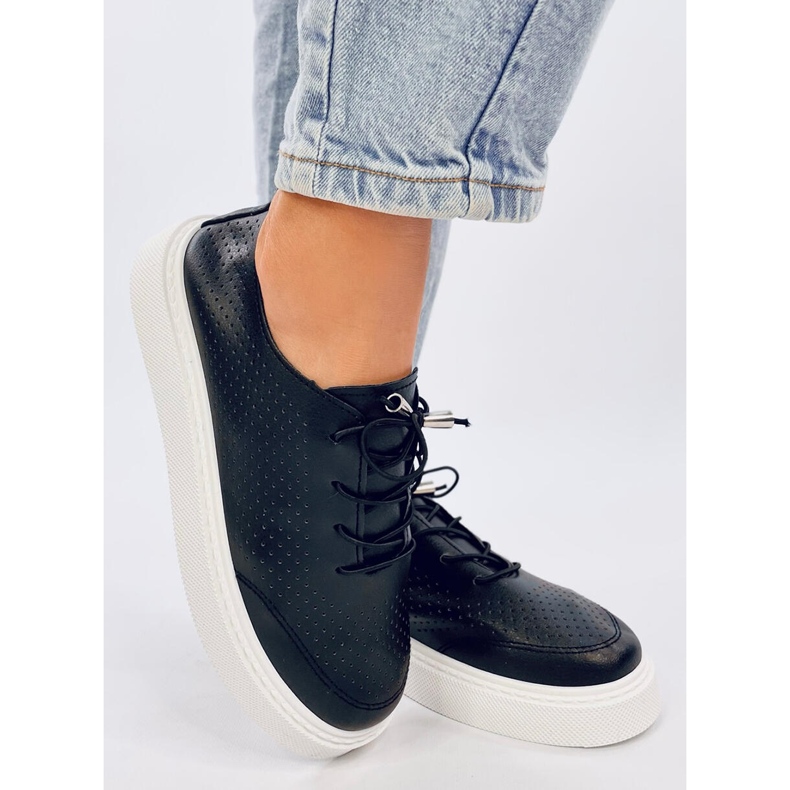 Trampki ażurowe z Eko-skóry czarne 2