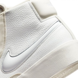 Buty Nike Blazer Mid Victory W DR2948 100 białe 5