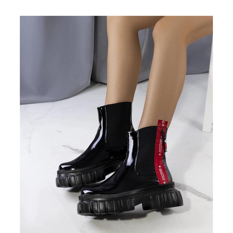 Czarne lakierowane botki Casta - Solea 1