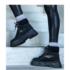 Czarne traperki na grubej podeszwie z futerkiem Best - Solea 1