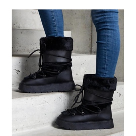 Czarne ocieplane śniegowce sznurowane zdobione futerkiem 1