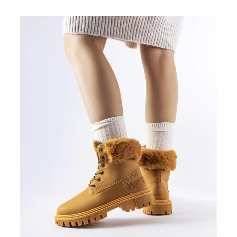 Brązowe trapery z ozdobnym futerkiem Alberta - Solea 1