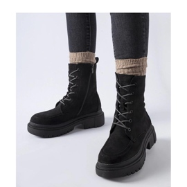 Czarne botki workery trapery na masywnej podeszwie Riel - Solea 2