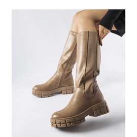 Brązowe ocieplane płaskie kozaki Ceredano - Solea 1