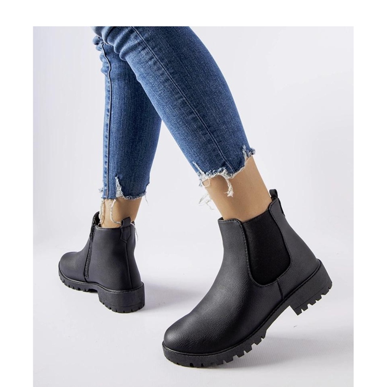 Czarne klasyczne casualowe botki z eko-skóry Saber - Solea 1