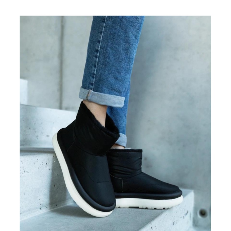 Czarne ciepłe śniegowce na platformie Cores - Solea 2