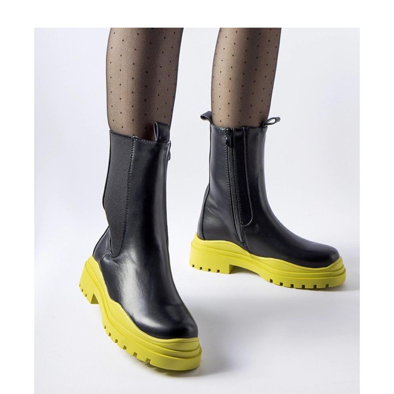 Czarne botki na kolorowej podeszwie Delebio - Solea 1