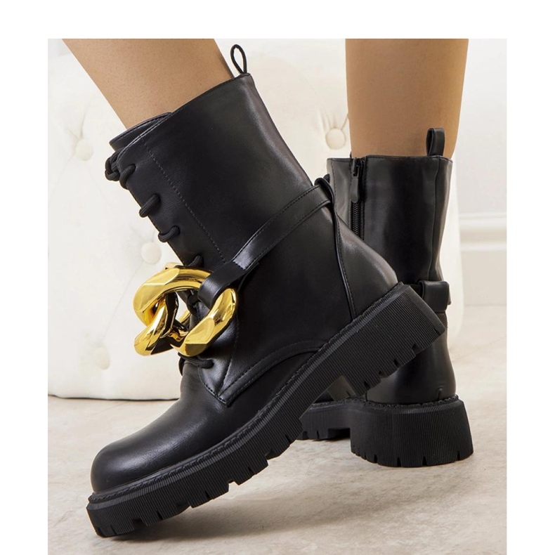 Czarne traperki z łańcuchem Galar - Solea 1