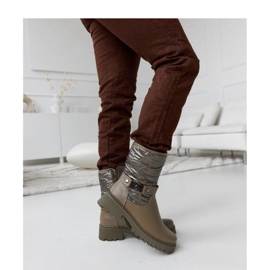 Zielone ocieplane botki z ozdobnym paskiem 1