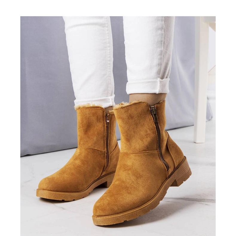 Brązowe botki ocieplane 2