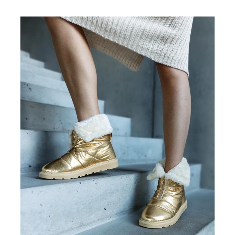 Złote ocieplane śniegowce z kołnierzem złoty 1