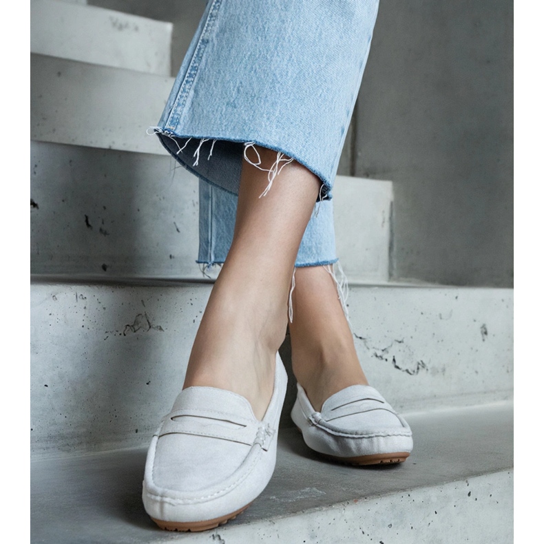 Szare mokasyny damskie z eko-zamszu 1