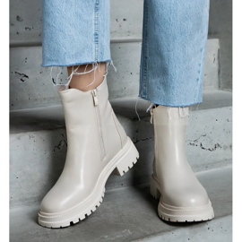 Beżowe botki ocieplane zapinane na zamek eko skóra beżowy 1