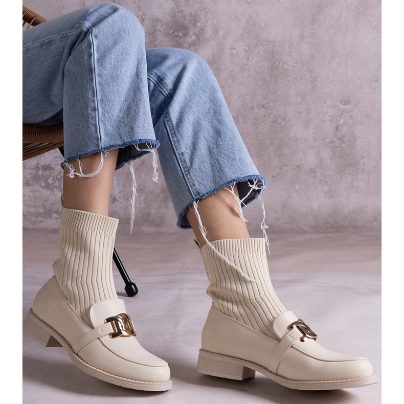 Beżowe botki z materiałową cholewką beżowy 1