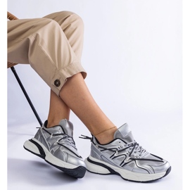 Srebrne damskie sneakersy na masywnej podeszwie srebrny 2