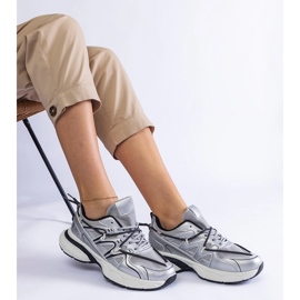 Srebrne damskie sneakersy na masywnej podeszwie srebrny 3