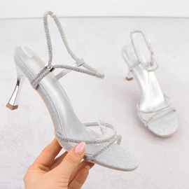 Sandały z cyrkoniami Potocki W LE20326 WOL282B 1