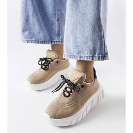 Czarne botki damskie na słupku 2